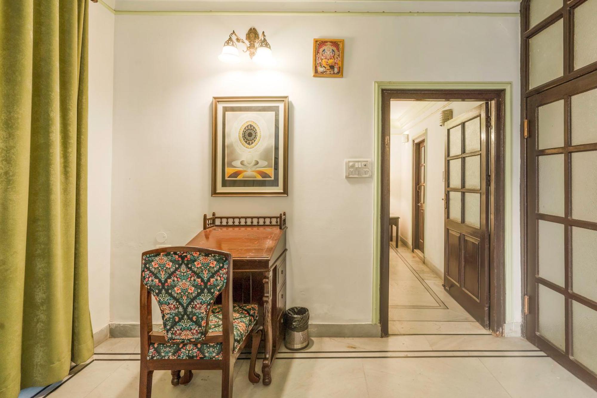 A Mansion Hotel Kashipur Eksteriør billede